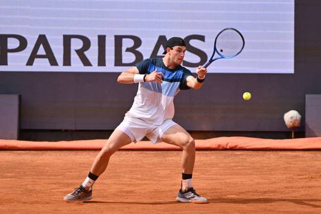 TENNIS - Internazionali di Tennis - Internazionali BNL d Italia Jack Draper (GBR) in action against Carlos Alcaraz (ESP) during the Internazionali BNL d Italia Day Ten at Foro Italico on May 14, 2025 in Rome, Italy. Rome Italy  Copyright: xIPAxSport ABACAx