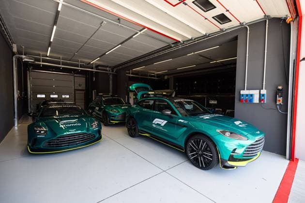 F1 - EMILIA ROMAGNA GRAND PRIX 2025 FIA Aston Martin DBX707 Medical Car, FIA Aston Martin Vantage Safety Car during the Formula 1 AWS Gran Premio del Made in Italy e Dell™Emilia-Romagna 2025, Emilia Romagna Grand Prix 2025, 7th round of the 2025 FIA Formula One World Championship, WM, Weltmeisterschaft from May 16 to 18, 2025 on the Autodromo Internazionale Enzo e Dino Ferrari, in Imola, Italy - ImolaItaly  Copyright: xJavierxJimenezx