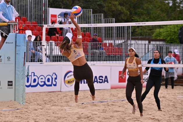 May 15, 2025, Madrid, Madrid, Spain: DANIELA ANDREU (ESP) competes during the Beach Pro Tour Futures Madrid 2025 between SPAIN and USA at Parque Deportivo Puerta de Hierro on may 15, 2025 in Madrid, Spain. Madrid Spain - ZUMAc312 20250515_zsp_c312_020 Copyright: xOscarxManuelxSanchezx