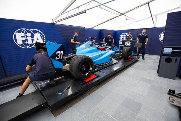 AUTO - FORMULA 3 2025 - IMOLA 31 HO Christian (sgp), DAMS Lucas Oil, Dallara F3 2025, action scrutineering illustration during the 3rd round of the 2025 FIA Formula 3 Championship from May 16 to 18, 2025 on the Autodromo Internazionale Enzo e Dino Ferrari, in Imola, Italy - ImolaItaly  Copyright: xJavierxJimenezx