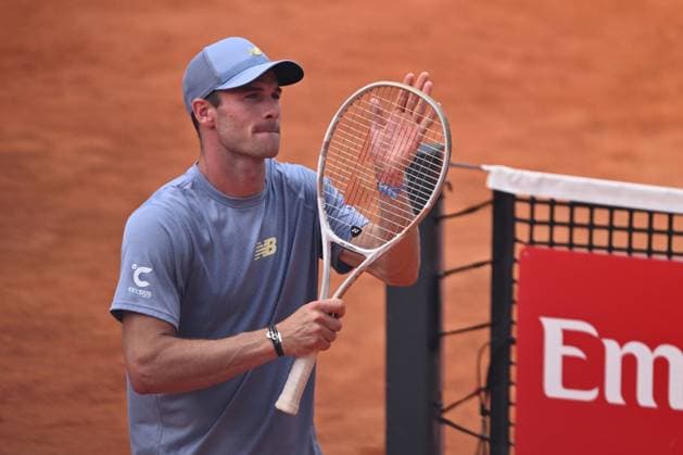 Tommy Paul (USA) in action against Hubert HURKACZ (POL) during the Internazionali BNL d Italia Day Eleven at Foro Italico on May 15, 2025 in Rome, Italy.  Copyright: xDomenicoxCippitelli IPAxSportx xipa-agency.netx xx IPA_57727084 IPA_Agency_IPA57727084