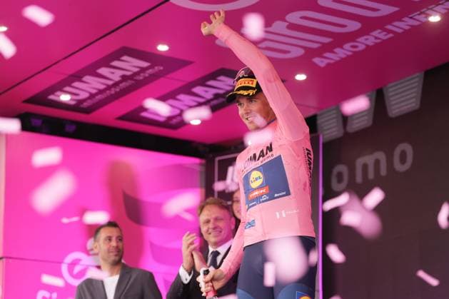 Pedersen Mads of Lidl-Trek, pink jersey, during the stage 6 of the Giro d™Italia from Potenza to Napoli, Italia - Thursday, May 15, 2025. - cycling.  Copyright: xMassimoxPaolone LaPressex
