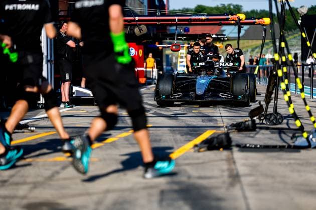 Mercedes AMG Petronas F1 Team during pit stop practice, F1 Grand Prix of Emilia Romagna at Autodromo Internazionale Enzo e Dino Ferrari on May 15, 2025 in Imola, Italy Photo by HOCH ZWEI Imola Italy