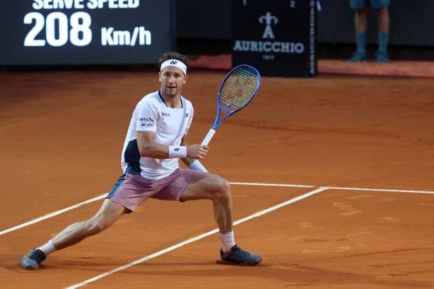 Rome, Italy 05 15 2025: Quarterfinal, men s singles, match Jannik Sinner (ITA) wins against Casper Ruud (NOR) during the Internazionali BNL d Italia 2025 ATP, Tennis Herren Masters Men s 1000 circuit in Rome at the Foro Italico.  Copyright: xmarcoxiacobuccix xipa-agency.netx xmarcoxiacobuccix 0818637258st