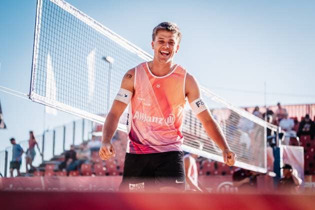 Beach volleyball men Allianz German Beach Tour 2025 Tourstop Düsseldorf 15 05 2025 Luis Kubo cheers Düsseldorf Robert Lehr Ufer Nordrhein Westfalen Germany