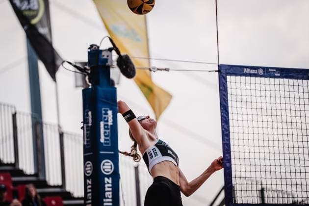 Beach volleyball women Allianz German Beach Tour 2025 Tourstop Düsseldorf 15 05 2025 Giulia Deißenberger on the attack Düsseldorf Robert Lehr Ufer Nordrhein Westfalen Germany