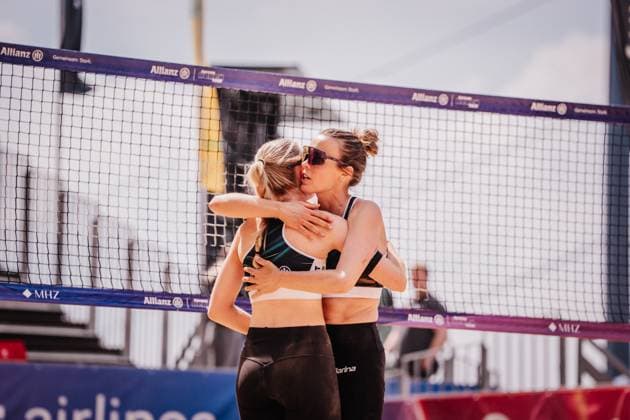 Beach volleyball women Allianz German Beach Tour 2025 Tourstop Düsseldorf 15 05 2025 f l Giulia Deißenberger and Christine Aulenbrock Düsseldorf Robert Lehr Ufer Nordrhein Westfalen Germany