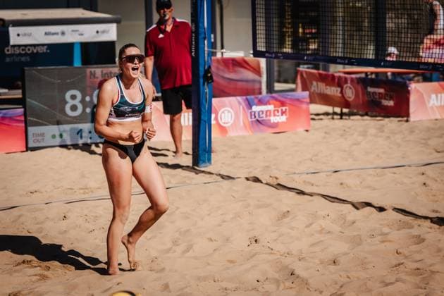 Beach volleyball women Allianz German Beach Tour 2025 Tourstop Düsseldorf 15 05 2025 Anna Chiara Reformat cheers Düsseldorf Robert Lehr Ufer Nordrhein Westfalen Germany