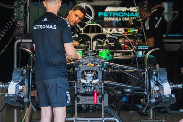 May 15, 2025, Imola, Italy: Mercedes-AMG PETRONAS F1 Team W16 seen at the garage during Formula One Emilia Romagna Grand Prix. Imola Italy - ZUMAs197 20250515_aaa_s197_170 Copyright: xJayxHiranox