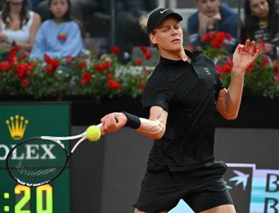 (250516) -- ROME, May 16, 2025 -- Jannik Sinner returns a shot during the men s singles quarter final match between Jannik Sinner of Italy and Casper Ruud of Norway at the ATP, Tennis Herren Italian Open in Rome, Italy, May 15, 2025. (Photo by Xinhua) (SP)ITALY-ROME-TENNIS-ATP-ITALIAN OPEN-JANNIK SINNER VS CASPER RUUD AlbertoxLingria 