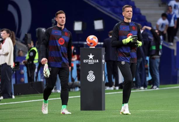 RCD Espanyol de Barcelona v FC Barcelona, Barca - La Liga EA Sports Wojciech Szczesny and Marc-Andre ter Stegen train before the match between RCD Espanyol and FC Barcelona, corresponding to week 36 of LaLiga EA Sports, at the RCDE Stadium in Barcelona, Spain, on May 15, 2025. Barcelona Barcelona Spain  Copyright: xUrbanandsportx originalFilename:urbanandsport-rcdespan250515_nppm6.jpg