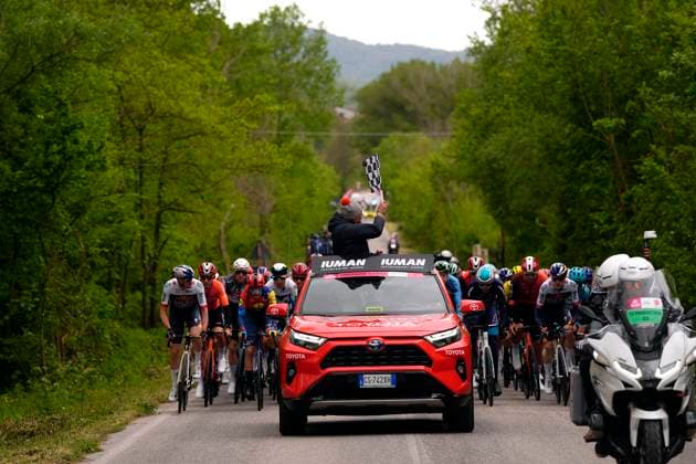 The start with car race during the stage 7 of the Giro d™Italia from Castel di Sangro to Tagliacozzo, Italy - Friday, May 16, 2025. - cycling.  Copyright: xFabioxFerrari LaPressex