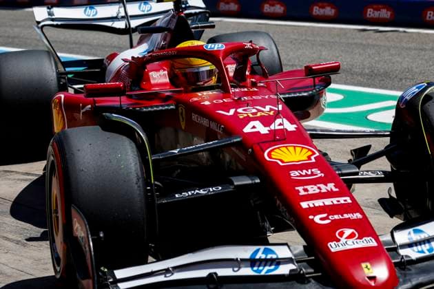 F1 - EMILIA ROMAGNA GRAND PRIX 2025 44 HAMILTON Lewis (gbr), Scuderia Ferrari SF-25, during the Formula 1 AWS Gran Premio del Made in Italy e Dell™Emilia-Romagna 2025, Emilia Romagna Grand Prix 2025, 7th round of the 2025 FIA Formula One World Championship, WM, Weltmeisterschaft from May 16 to 18, 2025 on the Autodromo Internazionale Enzo e Dino Ferrari, in Imola, Italy - ImolaItaly  Copyright: xJavierxJimenezx