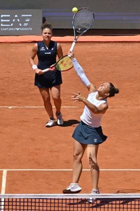 Internazionali BNL d Italia Jasmine Paolini, Sara Errani during the Internazionali BNL d Italia 2025 at Foro Italico, Italy, May 16th, 2025 Imago-Images Emmefoto Copyright: xImago-Images Emmefotox