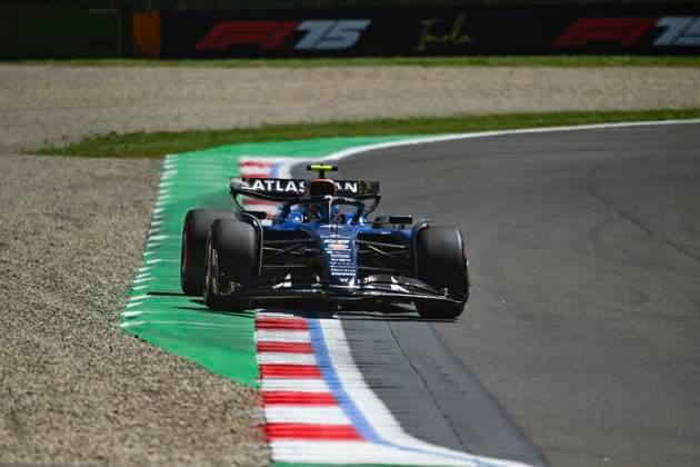 F1 - EMILIA ROMAGNA GRAND PRIX 2025 55 SAINZ Carlos (spa), Williams Racing FW47, action during the Formula 1 AWS Gran Premio del Made in Italy e Dell™Emilia-Romagna 2025, Emilia Romagna Grand Prix 2025, 7th round of the 2025 FIA Formula One World Championship, WM, Weltmeisterschaft from May 16 to 18, 2025 on the Autodromo Internazionale Enzo e Dino Ferrari, in Imola, Italy - ImolaItaly  Copyright: xALBERTOxVIMERCATIx