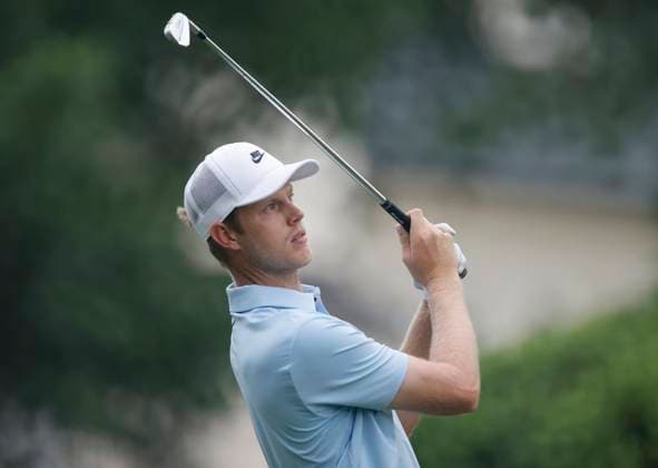 Cam Davis of Australia tees off on the 4th hole during the second round of the 2025 PGA, Golf Herren Championship at the Quail Hollow Golf Club in Charlotte, North Carolina on Friday, May 16, 2025.  CHA20250516604 TANNENxMAURY