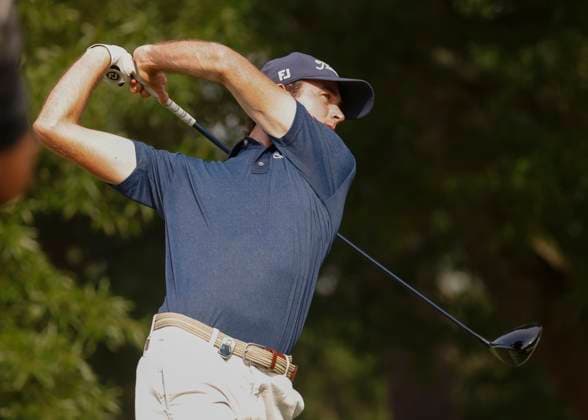 Alex Smalley tees off on the 2nd hole during the second round of the 2025 PGA, Golf Herren Championship at the Quail Hollow Golf Club in Charlotte, North Carolina on Friday, May 16, 2025.  CHA20250516612 TANNENxMAURY