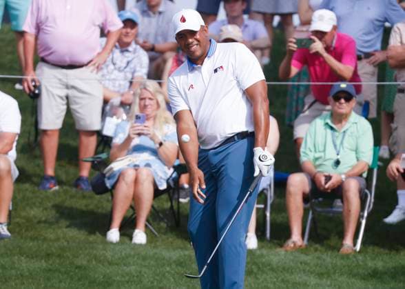 Jhonattan Vegas of Venezuela watches his shot to the green on the 2nd hole during the second round of the 2025 PGA, Golf Herren Championship at the Quail Hollow Golf Club in Charlotte, North Carolina on Friday, May 16, 2025.  CHA20250516615 TANNENxMAURY