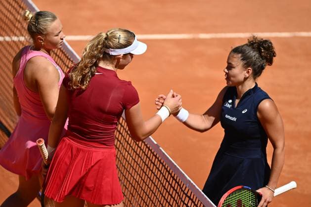 Sara Errani (ITA) and Jasmine Paolini (ITA) in action against Diana Shnaider (RUS) and Mirra Andreeva (RUS) during the Internazionali BNL d Italia Day Twelve at Foro Italico on May 15, 2025 in Rome, Italy.  Copyright: xDomenicoxCippitelli IPAxSportx xipa-agency.netx xx IPA_57776281 IPA_Agency_IPA57776281