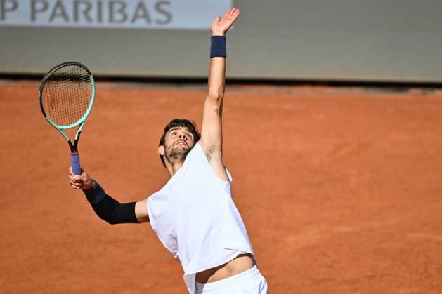 Internazionali BNL D Italia 2025 - Day Twelve Lorenzo Musetti (ITA) plays against Carlos Alcaraz (ESP) during the Internazionali BNL d Italia Day Twelve at Foro Italico in Rome, Italy, on May 15, 2025. rome Italy Italy  Copyright: xDomenicoxCippitellix originalFilename:cippitelli-itainter250516_npLcV.jpg