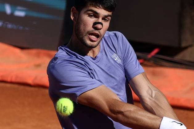 Rome, Italy May 16, 2025: Men s Semifinal, Men s Singles, Competition Carlos Alcaraz (ESP) wins and celebrates against Lorenzo Musetti (ITA) during the Internazionali BNL d Italia 2025 ATP, Tennis Herren Masters Men s 1000 circuit of Rome at the Foro Italico.  Copyright: xmarcoxiacobuccix xipa-agency.netx xmarcoxiacobuccix 0818903045st