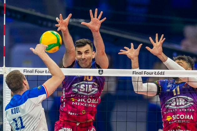 Sir Sicoma Monini Perugia - Halkbank Ankara - CEV Champions League Volley 2025 Final Four Dick Kooy, Wassim Ben Tara during the CEV Champions League volleyball semi-final match Sir Sicoma Monini Perugia vs Halkbank Ankara in Lodz, Poland on May 16, 2025. Lodz Poland  Copyright: xAndrzejxIwanczukx originalFilename:iwanczuk-sirsicom250516_npQC5.jpg