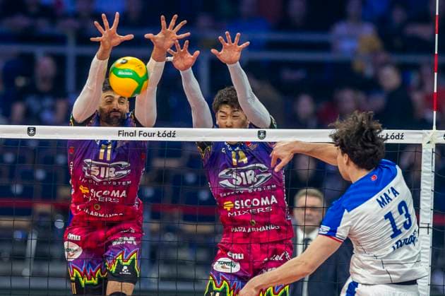 Sir Sicoma Monini Perugia - Halkbank Ankara - CEV Champions League Volley 2025 Final Four Sebastian Sole, p14 during the CEV Champions League volleyball semi-final match Sir Sicoma Monini Perugia vs Halkbank Ankara in Lodz, Poland on May 16, 2025. Lodz Poland  Copyright: xAndrzejxIwanczukx originalFilename:iwanczuk-sirsicom250516_npWsS.jpg