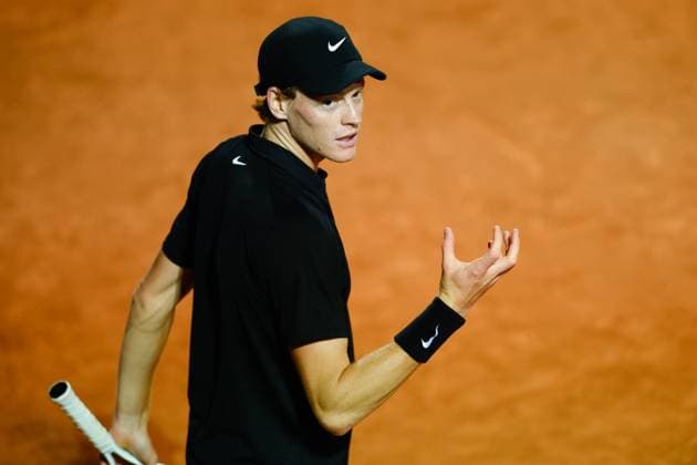 Sport Bilder des Tages Foto IPP Cavaliere Emiliano. Roma 16 05 2025. Tennis Internazionali d Italia 2025. Nella foto: Jannik Sinner in continuo dialogo con il box. Italy Photo Press - World Copyright italy ITALY  Copyright: xR4924_italyphotopressx