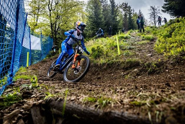 Whoop UCI MTB World Series DHI Worldcup Bielsko BiaÅa DUNNE Ronan MONDRAKER FACTORY RACING DHat Whoop UCI MTB World Series DHI Worldcup Bielsko BiaÅa, 16 05 2025,in Szczyrk,POL Photo Sebastian Sternemann
