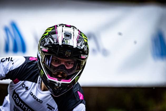 Whoop UCI MTB World Series DHI Worldcup Bielsko BiaÅa VERGIER Loris COMMENCAL MUC OFF BY RIDING ADDICTION at Whoop UCI MTB World Series DHI Worldcup Bielsko BiaÅa, 16 05 2025,in Szczyrk,POL Photo Sebastian Sternemann