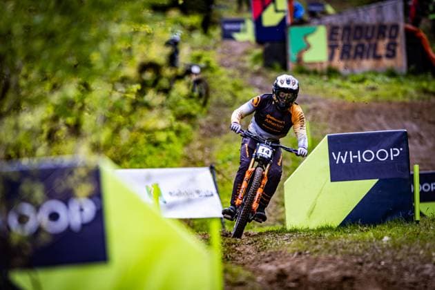 Whoop UCI MTB World Series DHI Worldcup Bielsko BiaÅa HATTON Charlie CONTINENTAL ATHERTONat Whoop UCI MTB World Series DHI Worldcup Bielsko BiaÅa, 16 05 2025,in Szczyrk,POL Photo Sebastian Sternemann