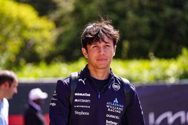MOTORI - Formula 1 - AWS Gran Premio del Made in Italy e dell Emilia Romagna 2025 - Practice 1 and 2 Alexander Albon (THA) - Williams Racing - Williams FW47 - Mercedes during Formula 1 AWS Gran Premio del Made in Italy e dell Emilia Romagna 2025 - Autodromo Enzo e Dino Ferrari, Imola (BO) Italy from 15th to 18th May 2025, Imola Italy  Copyright: xIPAxSport ABACAx