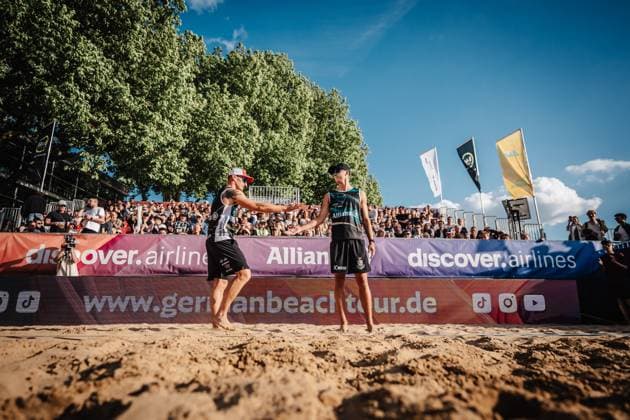 Beach volleyball men Allianz German Beach Tour 2025 Tourstop Düsseldorf 16 05 2025 f l Martins Plavins and Kristians Fokerots Düsseldorf Robert Lehr Ufer Nordrhein Westfalen Germany