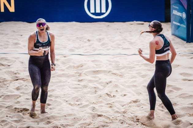 Beach volleyball women Allianz German Beach Tour 2025 Tourstop Düsseldorf 16 05 2025 f l Celebration with Leonie Klinke and Elea Beutel Düsseldorf Robert Lehr Ufer North Rhine-Westphalia Germany