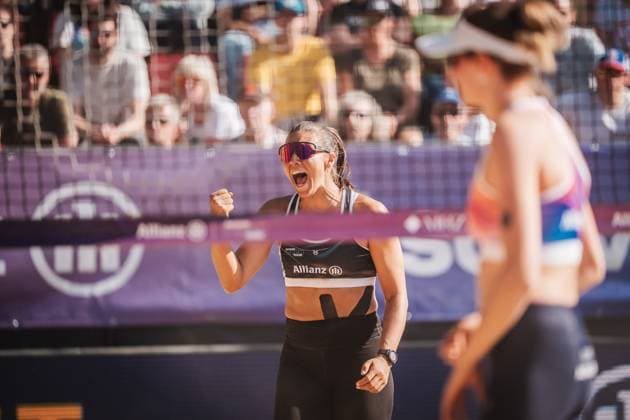 Beach volleyball women Allianz German Beach Tour 2025 Tourstop Düsseldorf 16 05 2025 Leonie Klinke cheers Düsseldorf Robert Lehr Ufer Nordrhein Westfalen Germany