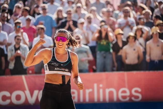 Beach volleyball women Allianz German Beach Tour 2025 Tourstop Düsseldorf 16 05 2025 Leonie Klinke cheers Düsseldorf Robert Lehr Ufer Nordrhein Westfalen Germany