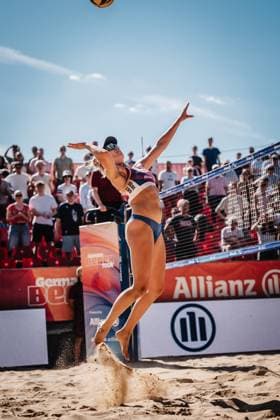 Beach volleyball women Allianz German Beach Tour 2025 Tourstop Düsseldorf 16 05 2025 Chenoa Christ on the attack Düsseldorf Robert Lehr Ufer Nordrhein Westfalen Germany