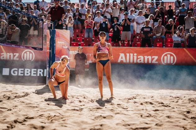 Beach volleyball women Allianz German Beach Tour 2025 Tourstop Düsseldorf 16 05 2025 f l Anna Chiara Reformat and Chenoa Christ Düsseldorf Robert Lehr Ufer Nordrhein Westfalen Germany