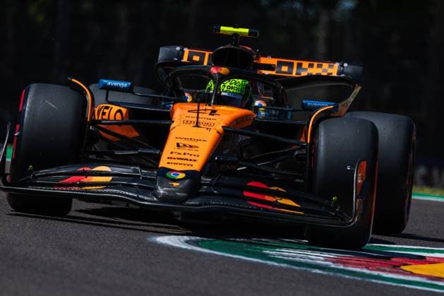 2025 Formula One Emilia Romagna Grand Prix Autodromo Enzo e Dino Ferrari, Imola, Italy.16.May.2025; Lando Norris of Great Britain and McLaren F1 Team during Free Practice 1 Formula One Emilia Romagna Grand Prix Imola Autodromo Enzo e Dino Ferrari Italy Copyright: xJayxHiranox
