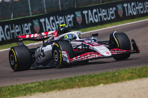 2025 Formula One Emilia Romagna Grand Prix Autodromo Enzo e Dino Ferrari, Imola, Italy.16.May.2025; Oliver Bearman of Great Britain and MoneyGram Haas F1 Team during Free Practice 1 Formula One Emilia Romagna Grand Prix Imola Autodromo Enzo e Dino Ferrari Italy Copyright: xJayxHiranox
