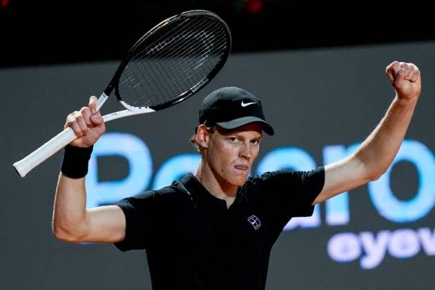 Internazionali BNL D Italia 2025 - Day Twelve Jannik Sinner of Italy celebrates the victory against Tommy Paul of USA during the Internazionali BNL d™Italia day twelve at Foro Italico on May 16, 2025 in Rome, Italy. Rome Foro Italico Lazio Italy Copyright: xGiuseppexMaffiax IBI_Day12_160525_DSC2380