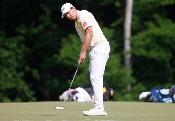 Matt Fitzpatrick of England putts on the 12th hole during the second round of the 2025 PGA, Golf Herren Championship at the Quail Hollow Golf Club in Charlotte, North Carolina on Friday, May 16, 2025.  CHA20250516684 TANNENxMAURY