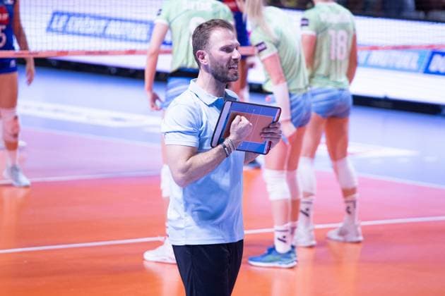 VOLLEYBALL : France VS Slovenie - Nations League - 16 05 2025 TOULOUSE, FRANCE - MAY 16 - VOLLEYBALL : Alessandro OREFICE, coach of the Slovenia national team, Nationalteam during the first preparatory match of the Women s Volleyball Nations League : France VS Slovenia at the Palais des Sports on May 16, 2025 in Toulouse, France  Copyright: xSylvainxDIONISIOx