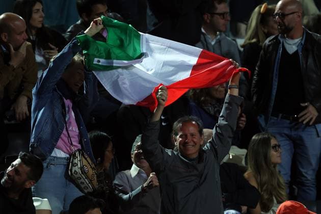 Rome, Italy, italy: Rome, Italy May 16, 2025: Fans with Italian flag in the stands. Men s semifinal, men s singles, Jannik Sinner (ITA) against Tommy Paul (USA) during the Internazionali BNL d Italia 2025 ATP, Tennis Herren Master Men s 1000 circuit in Rome at the Foro Italico. Tennis: ATP Masters 1000 Men. Semifinal, Men S Singles At The Foro Italico In Rome, Jannik Sinner (ITA) Vs. Tommy Paul (USA)  - ZUMAp169 20250516_zea_p169_1789 Copyright: xmarcoxiacobuccix