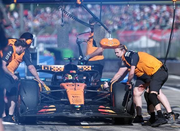(250517) -- IMOLA, May 17, 2025 -- Pit crew of McLaren work on the car of Oscar Piastri of Australia during the second practice session at the Autodromo Internazionale Enzo e Dino Ferrari race track in Imola, Italy, May 16, 2025, ahead of the Formula One Emilia Romagna Grand Prix. ) (SP)ITALY-IMOLA-AUTO-F1 GRAND PRIX-PRACTICE SESSION LixJing 