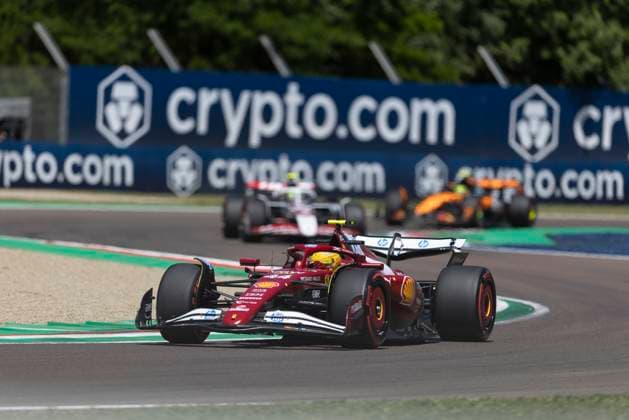 Formula 1 AWS Gran Premio del Made in Italy e dell Emilia-Romagna Nicolas Lerooy OVERTAKE MAXPPP - Imola 16 05 2025 44 HAMILTON Lewis (gbr), Scuderia Ferrari, action during the Formula 1 AWS Gran Premio del Made in Italy e dell Emilia-Romagna Grand Prix 2025, the 7th round of the 2025 FIA Formula 1 World Championship, WM, Weltmeisterschaft on the Autodromo Internazionale Enzo e Dino Ferrari from May 15 to 18, 2025, in Imola, Italy Imola Italy  Copyright: xOVERTAKE MAXPPPxNicolasxLerooyx OVT202505171878 OVT202505171878