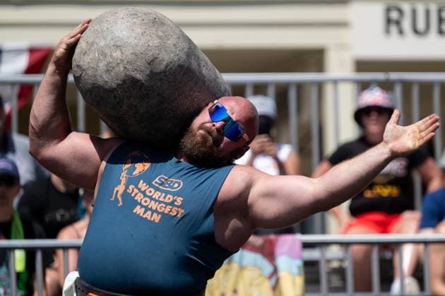 Bilder des Jahres 2025, Sport 05 Mai Sport Themen der Woche KW20 May 16, 2025, Sacramento, Ca, USA: Tristain Hoath of Canada competes In the natural stone medley during the Strongest Man Contest on Friday, May 16, 2025, in Sacramento. Sacramento USA - ZUMAj89_ 20250516_zaf_j89_006 Copyright: xPaulxKitagakixJr.x