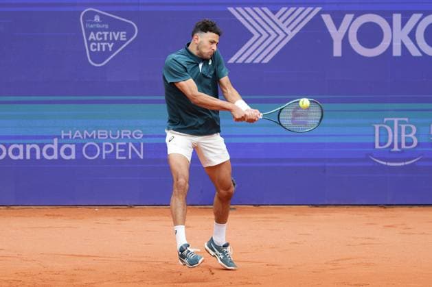 GER, Hamburg, xFSx, ATP500 Mens Tennis Tournament Bitpanda Hamburg Open 2025, 17 05 2025 Marko Topo GER Emilio Nava USA Emilio Nava USA plays a backhand Copyright: HMBxMedia FernandoxSoares