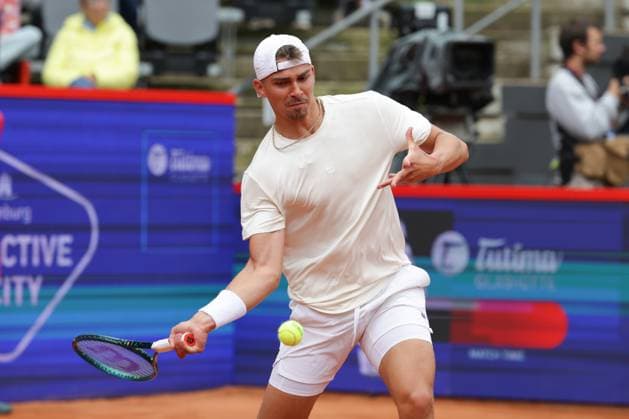 GER, Hamburg, xFSx, ATP500 Mens Tennis Tournament Bitpanda Hamburg Open 2025, 17 05 2025 Marko Topo GER Emilio Nava USA Marko Topo GER play a forehand Copyright: HMBxMedia FernandoxSoares