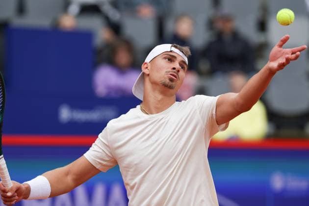 GER, Hamburg, xFSx, ATP500 Mens Tennis Tournament Bitpanda Hamburg Open 2025, 17 05 2025 Marko Topo GER Emilio Nava USA Marko Topo GER makes a serve Copyright: HMBxMedia FernandoxSoares